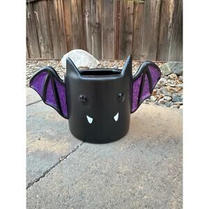 Bath & Body Works Halloween Bat Foam Soap Holder - read description